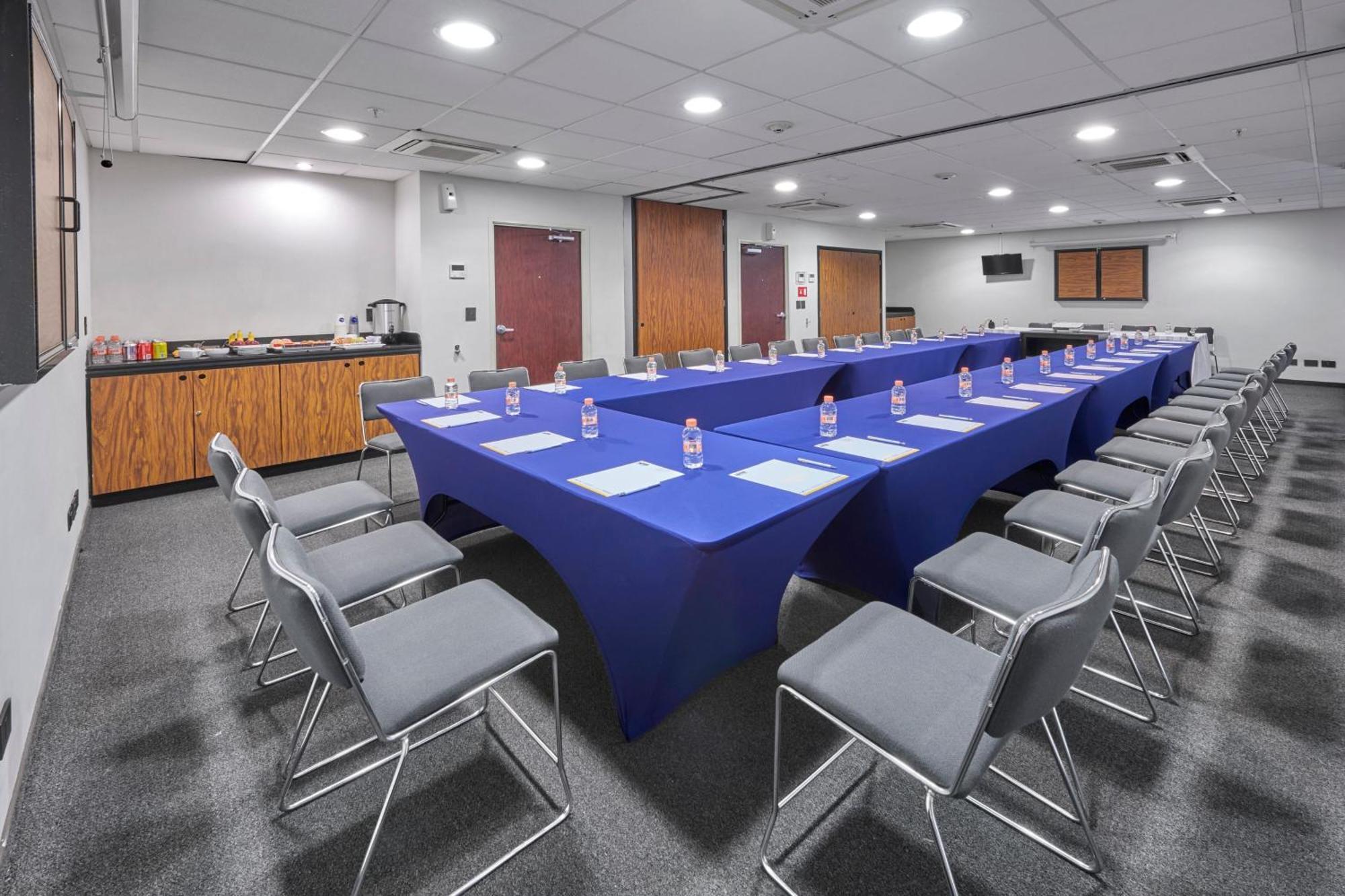 City Express Junior By Marriott Puebla Finsa المظهر الخارجي الصورة