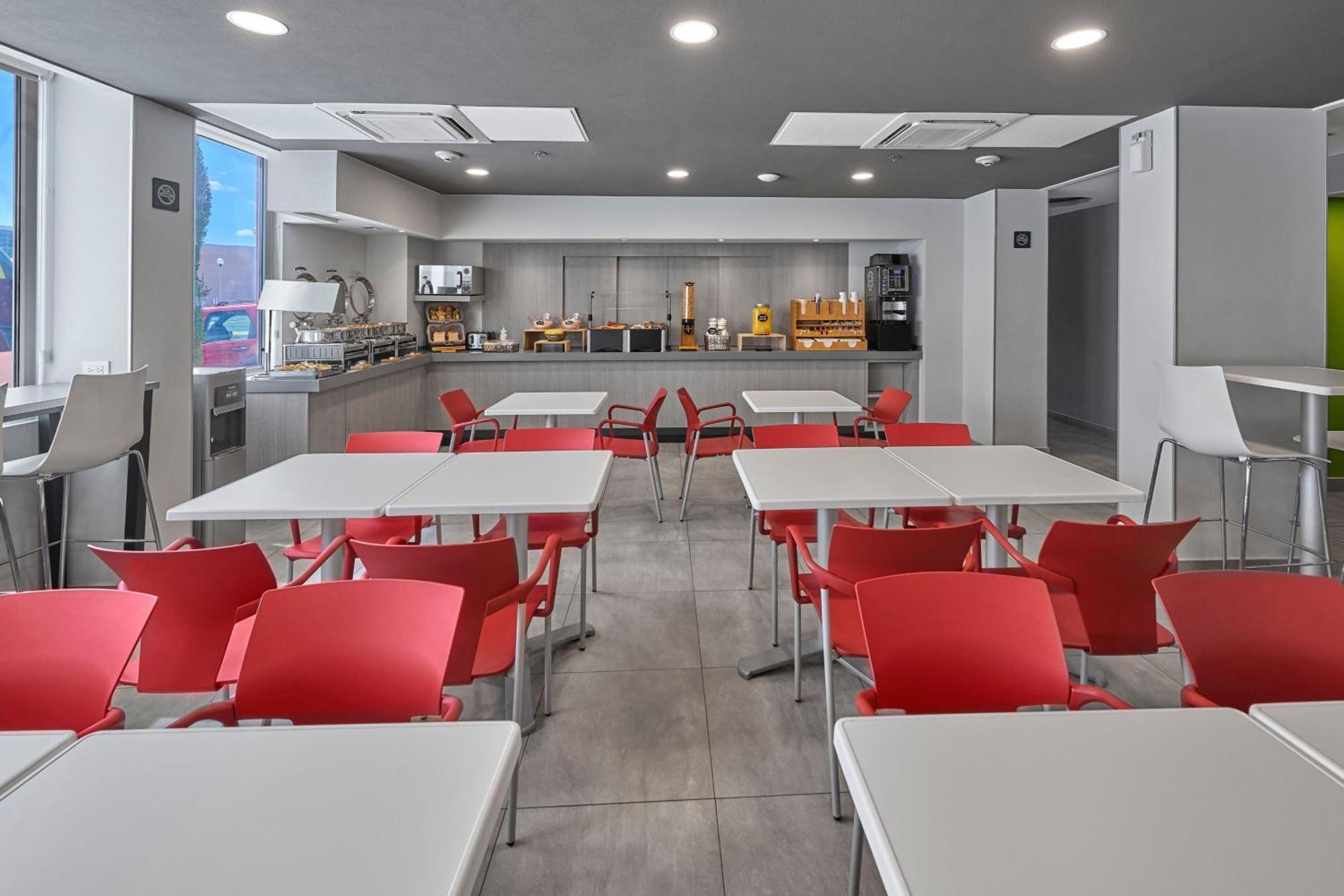City Express Junior By Marriott Puebla Finsa المظهر الخارجي الصورة