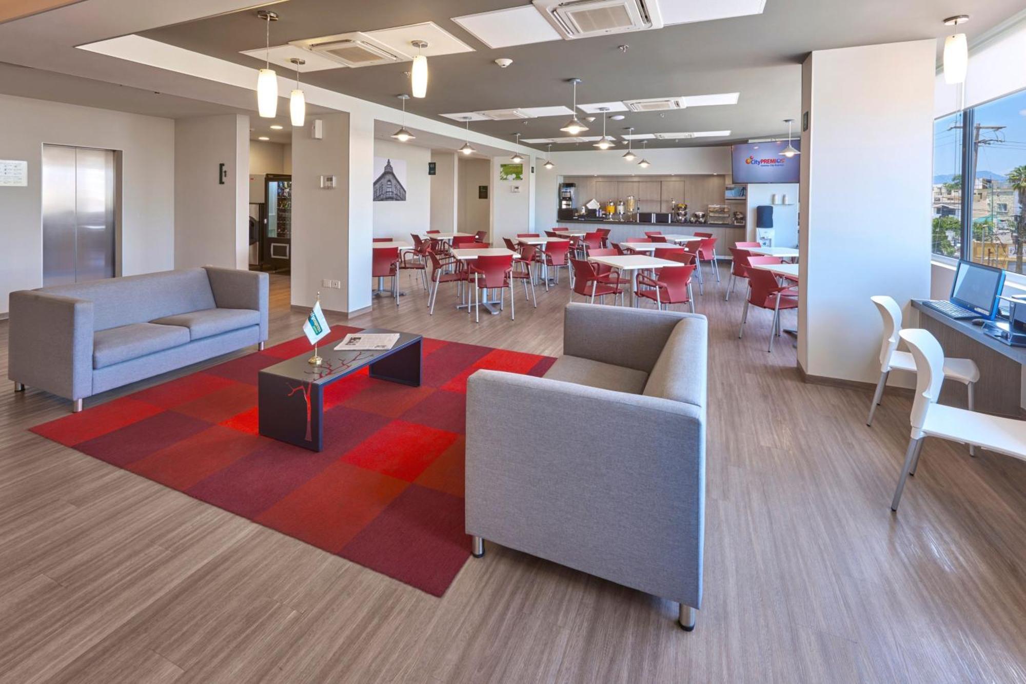 City Express Junior By Marriott Puebla Finsa المظهر الخارجي الصورة