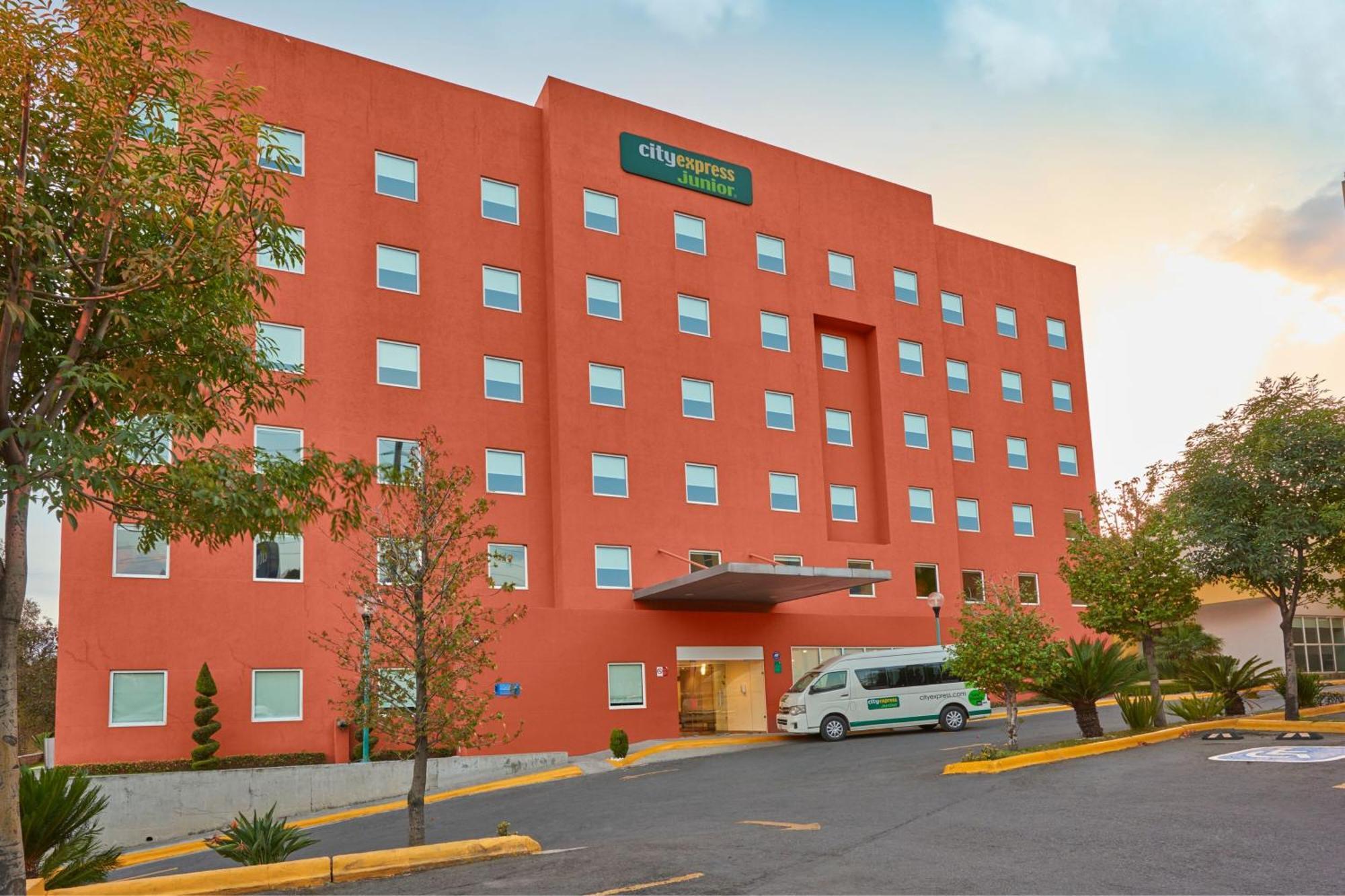 City Express Junior By Marriott Puebla Finsa المظهر الخارجي الصورة