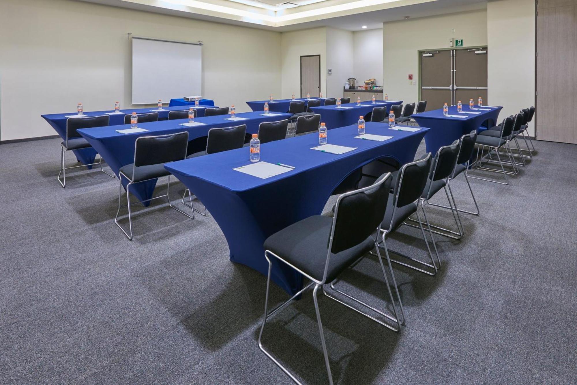 City Express Junior By Marriott Puebla Finsa المظهر الخارجي الصورة