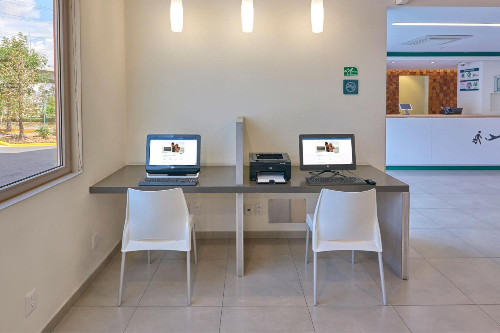 City Express Junior By Marriott Puebla Finsa المظهر الخارجي الصورة